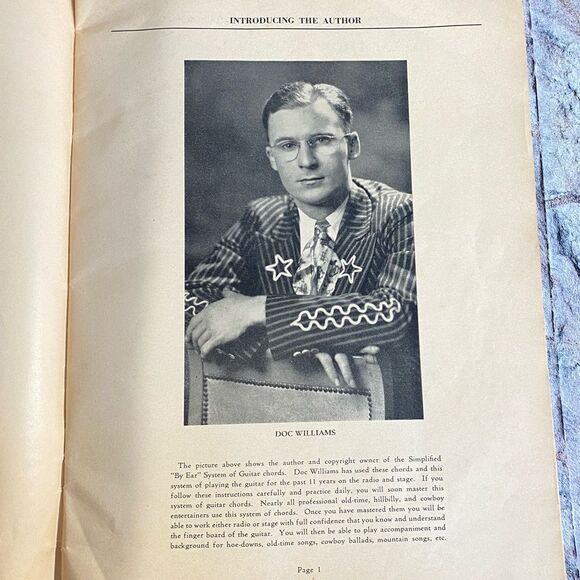 Vintage Guitar Chords Book by Doc Williams Copyright 1943 - Picture 5 of 10
